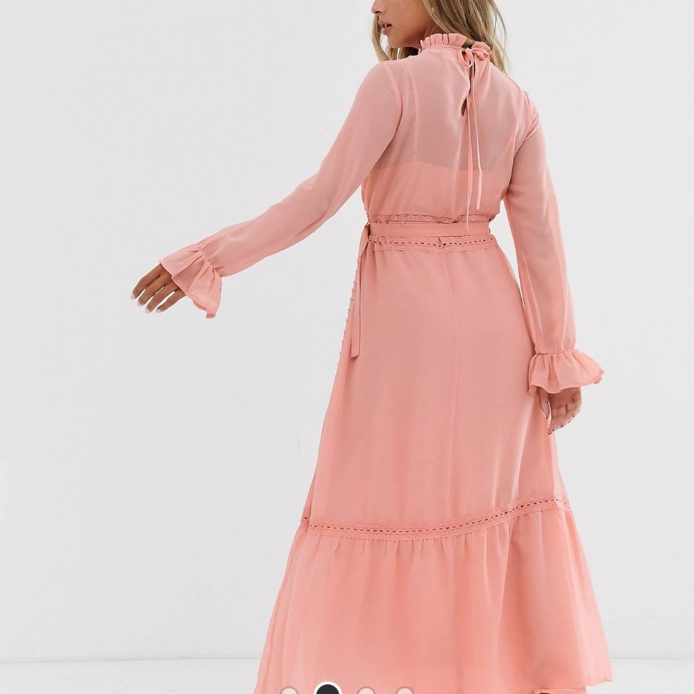 ASOS DESIGN _ lace insert maxi dress with buckle belt - Picture 2 of 8